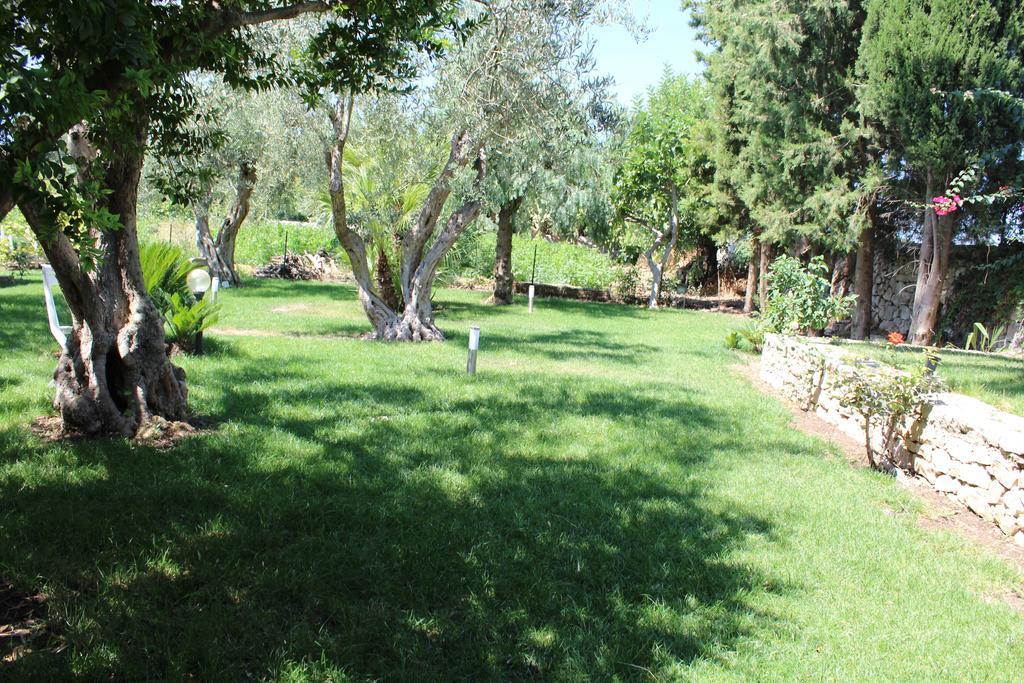 Appartamento Le Tre Palme Frigintini Habitación foto